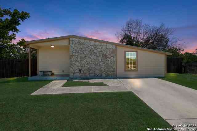 Homes For Sale - 147 Kilkenney<br/> San Antonio, TX 78227