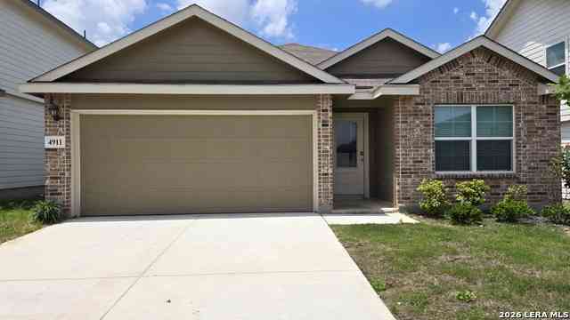 Homes For Sale - 4911 Theralite Trl<br/> San Antonio, TX 78253