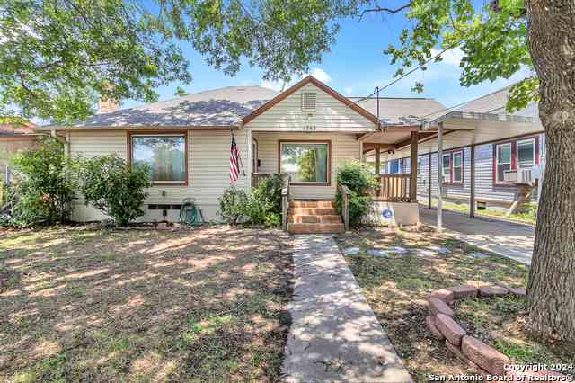 Homes For Sale - 1743 Huisache Ave<br/> San Antonio, TX 78201