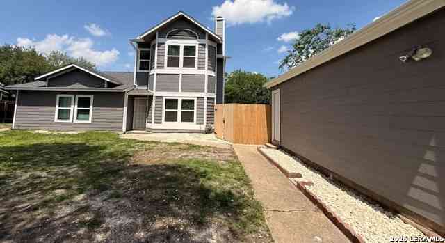Townhouse For Sale - 8416 Forest Ridge Dr<br/> San Antonio, TX 78239