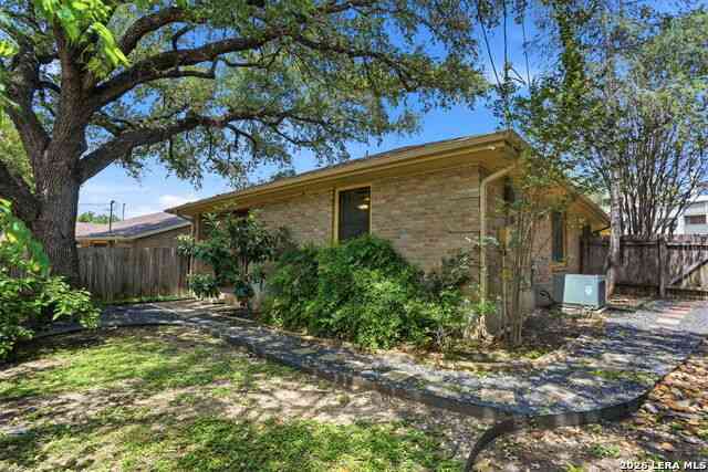 Homes For Sale - 111 Pike Rd<br/> San Antonio, TX 78209