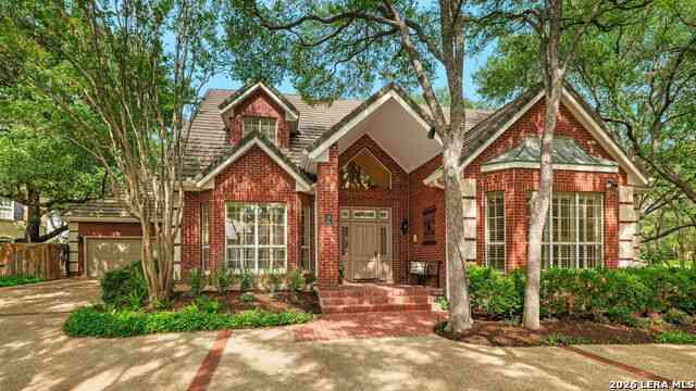 Homes For Sale - 2 Chatsworth Way<br/> San Antonio, TX 78209