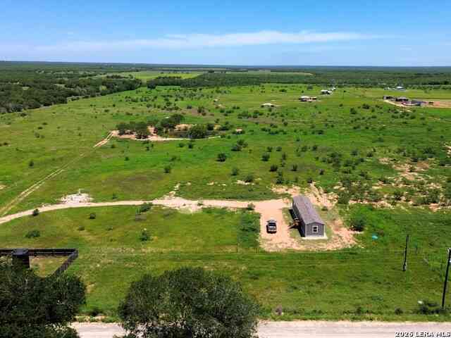 Mobile Home For Sale - 6061 County Road 2000<br/> Pearsall, TX 78061