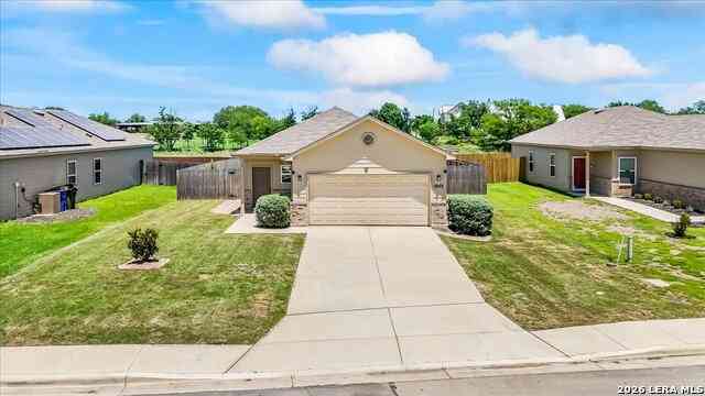 Homes For Sale - 1053 Fisher Way<br/> New Braunfels, TX 78130