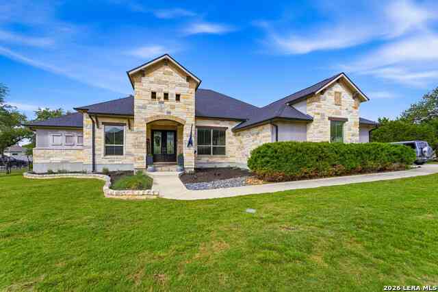 Homes For Sale - 2550 Black Bear Dr<br/> New Braunfels, TX 78132