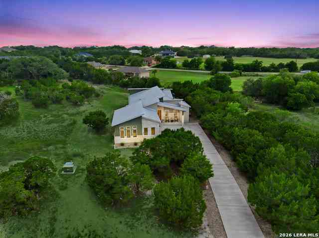 Homes For Sale - 1108 Long Hollow Dr<br/> Canyon Lake, TX 78133