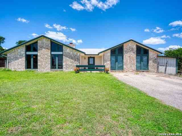Homes For Sale - 122 Steel Valley Dr<br/> Boerne, TX 78006