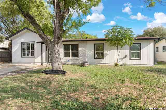 Homes For Sale - 519 Sandalwood<br/> San Antonio, TX 78216