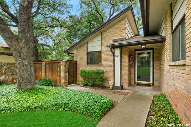 Homes For Sale - 3204 Castledale<br/> San Antonio, TX 78230