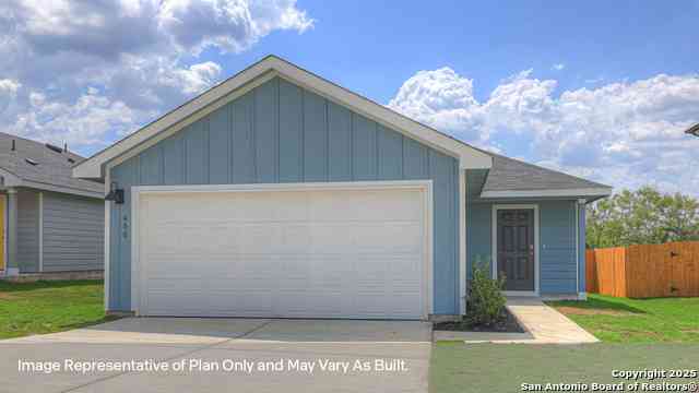 Homes For Sale - 126 Surrey Oaks<br/> Maxwell, TX 78656