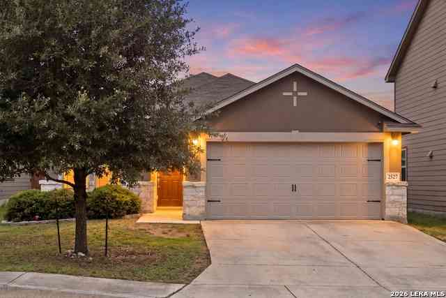 Homes For Sale - 2527 Gato Del Sol<br/> San Antonio, TX 78245