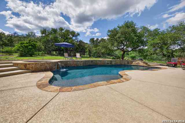 Homes For Sale - 659 Winding Vw<br/> New Braunfels, TX 78132