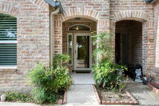 Townhouse For Sale - 114 Oakwell Farms #114<br/> San Antonio, TX 78218