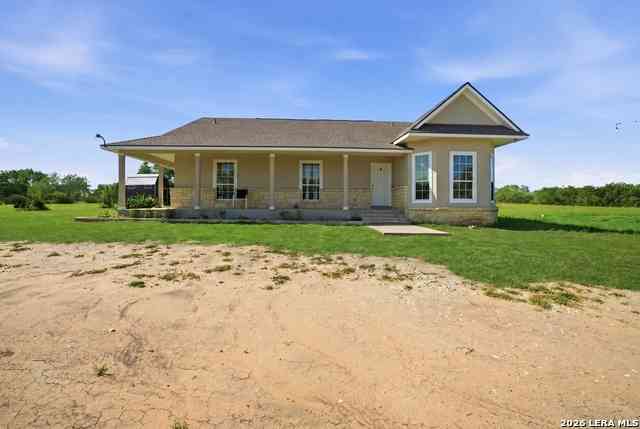 Homes For Sale - 95 Molly Dr<br/> Lytle, TX 78052