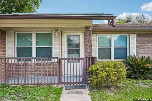Homes For Sale - 215 Hialeah Ave<br/> San Antonio, TX 78218