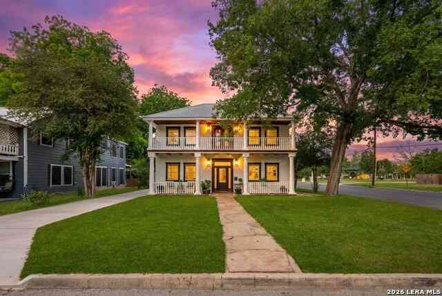 Homes For Sale - 695 Comal Ave<br/> Comal County, New Braunfels, TX 78130