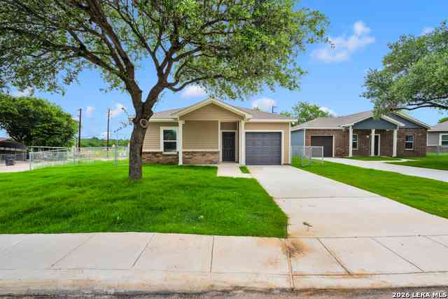 Homes For Sale - 618 Villa Linda<br/> San Antonio, TX 78237