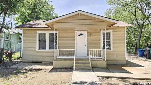 Homes For Sale - 3506 W Houston St<br/> San Antonio, TX 78207