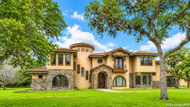 Homes For Sale - 200 Skippin Stone Ln<br/> ConCan, TX 78838