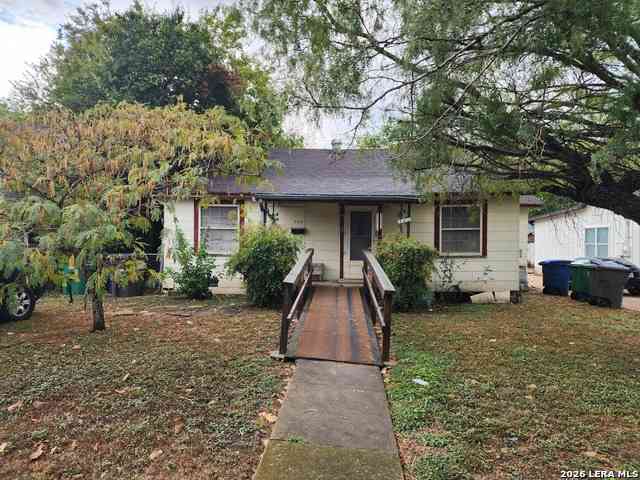 Homes For Sale - 706 W Lullwood<br/> San Antonio, TX 78212