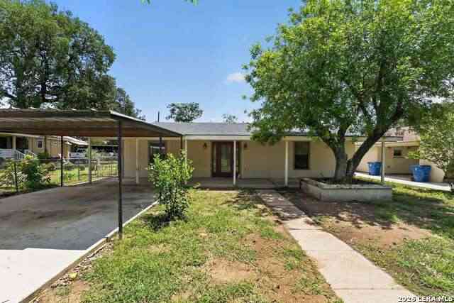 Homes For Sale - 212 Djenadi Dr<br/> Pleasanton, TX 78064
