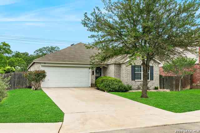 Homes For Sale - 208 Latigo Ln<br/> Boerne, TX 78006