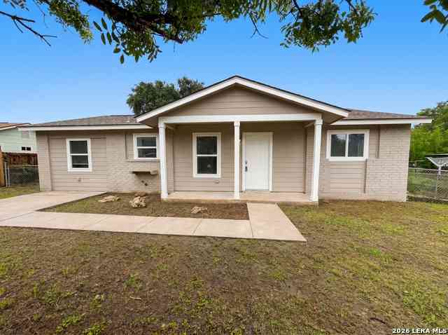 Homes For Sale - 3702 Autumn Ln<br/> San Antonio, TX 78219