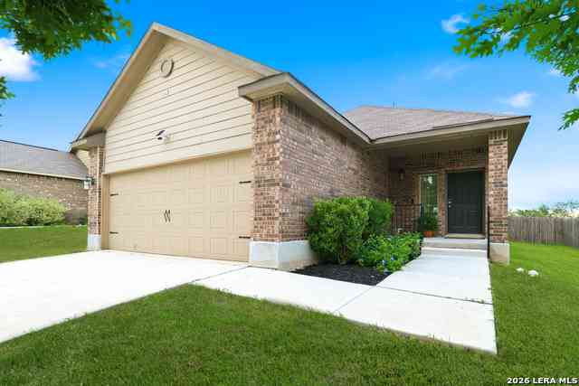 Homes For Sale - 435 Hunters Rnch E<br/> San Antonio, TX 78253
