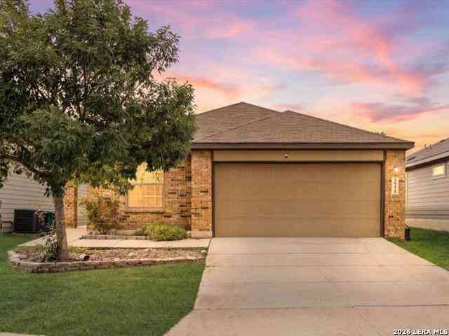 Homes For Sale - 5911 Bridle Bend<br/> San Antonio, TX 78218