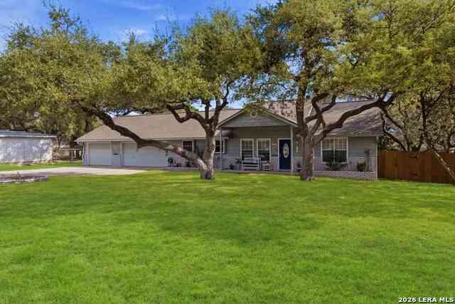 Homes For Sale - 1354 Dawnridge Dr<br/> Canyon Lake, TX 78133