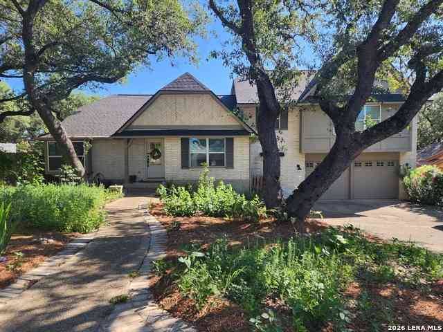 Homes For Sale - 11242 Whisper Spring Dr<br/> San Antonio, TX 78230