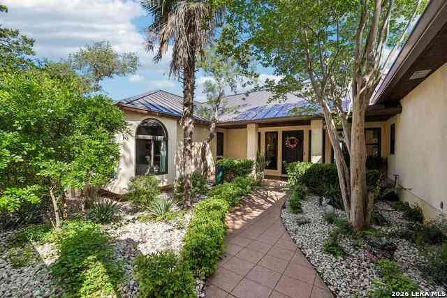 Homes For Sale - 100 Mesa Dr<br/> Wimberley, TX 78676