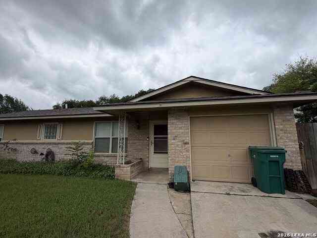 Homes For Sale - 7514 Sage Oak St<br/> Live Oak, TX 78233