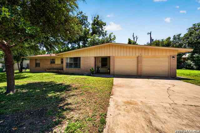 Homes For Sale - 206 Enchanted Dr<br/> San Antonio, TX 78216