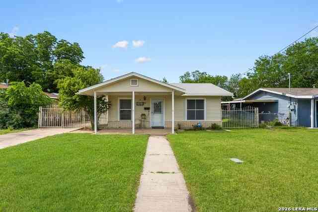Homes For Sale - 3627 W Poplar St<br/> San Antonio, TX 78228