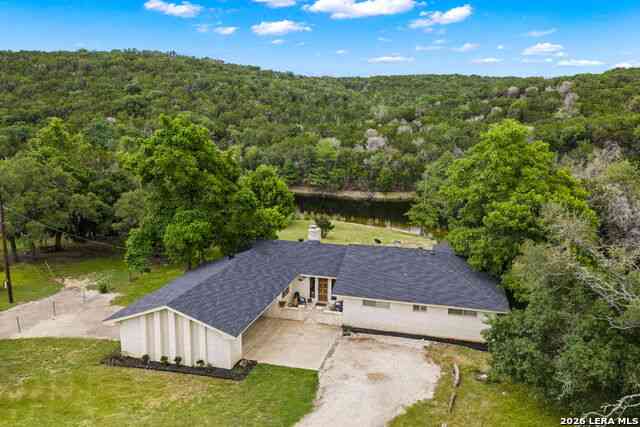 Homes For Sale - 240 Aqua Vista<br/> Kerrville, TX 78070