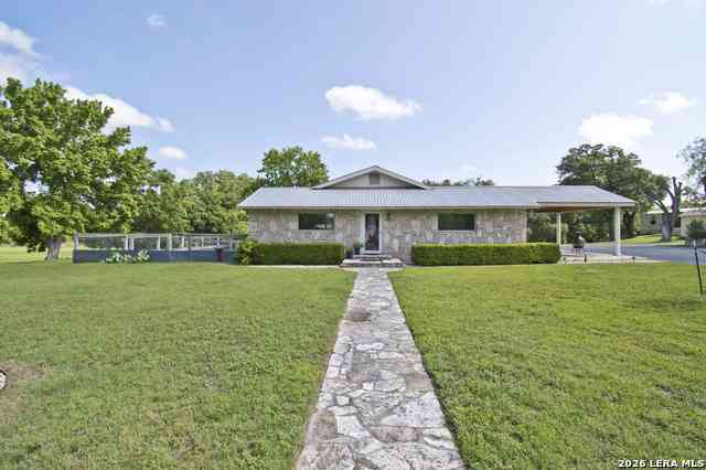 Homes For Sale - 702 E Schubert<br/> Gillespie County, Fredericksburg, TX 78624