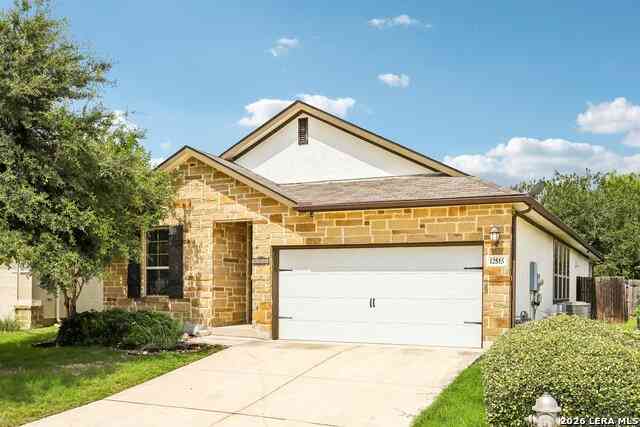 Homes For Sale - 12515 Wesley Crk<br/> Bexar County, San Antonio, TX 78249