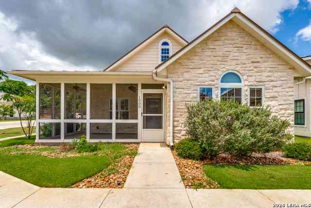 Homes For Sale - 530 #1000 Oak Park Dr<br/> Boerne, TX 78006