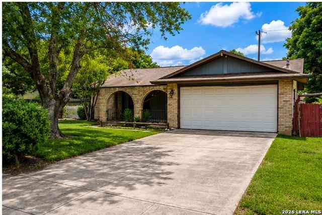 Homes For Sale - 618 Sawtooth<br/> Bexar County, San Antonio, TX 78245