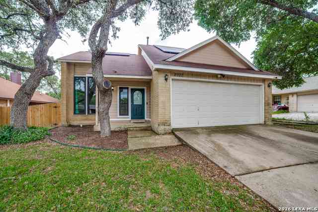Homes For Sale - 8922 Silent Cross<br/> San Antonio, TX 78250