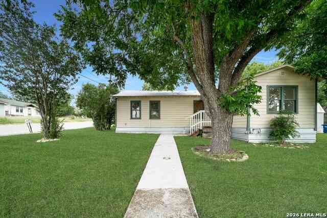 Homes For Sale - 414 Orange<br/> New Braunfels, TX 78130
