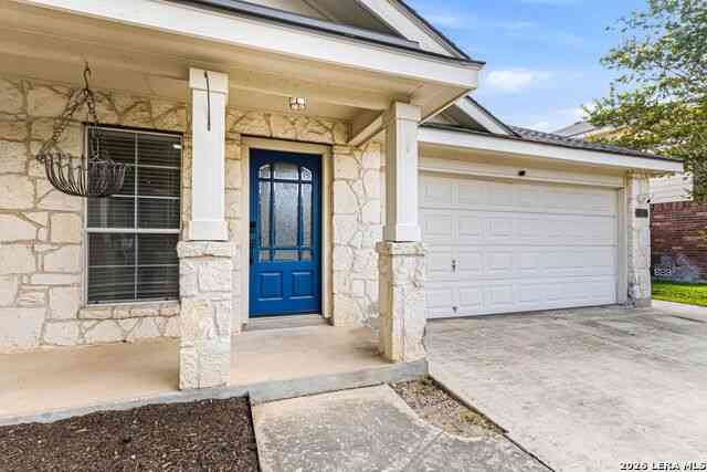 Homes For Sale - 10807 Arabian Gate<br/> San Antonio, TX 78254
