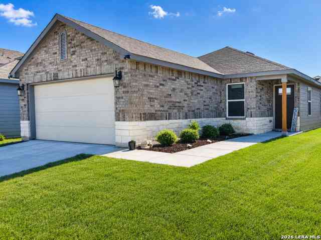 Homes For Sale - 5911 Macdona Rdg<br/> San Antonio, TX 78252