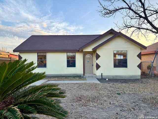 Homes For Sale - 3042 Alvin Circle<br/> Eagle Pass, TX 78852