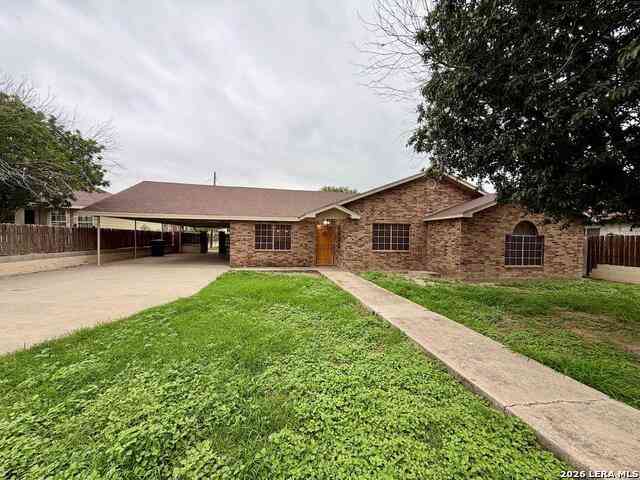 Homes For Sale - 415 Chuck Wagon<br/> Eagle Pass, TX 78852