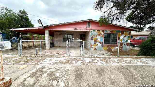 Homes For Sale - 838 Medina Street<br/> Eagle Pass, TX 78852