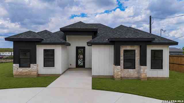 Homes For Sale - 183 Pleasant Drive<br/> Eagle Pass, TX 78852