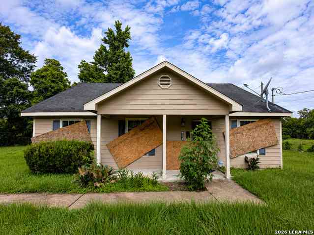 Homes For Sale - 480 Fletcher St<br/> Beaumont, TX 77703