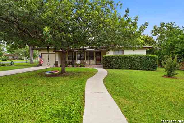 Homes For Sale - 301 Avenue A<br/> Converse, TX 78109